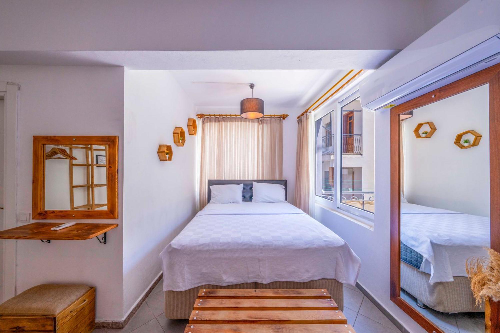 Larex Otel Kaş Exteriör bild