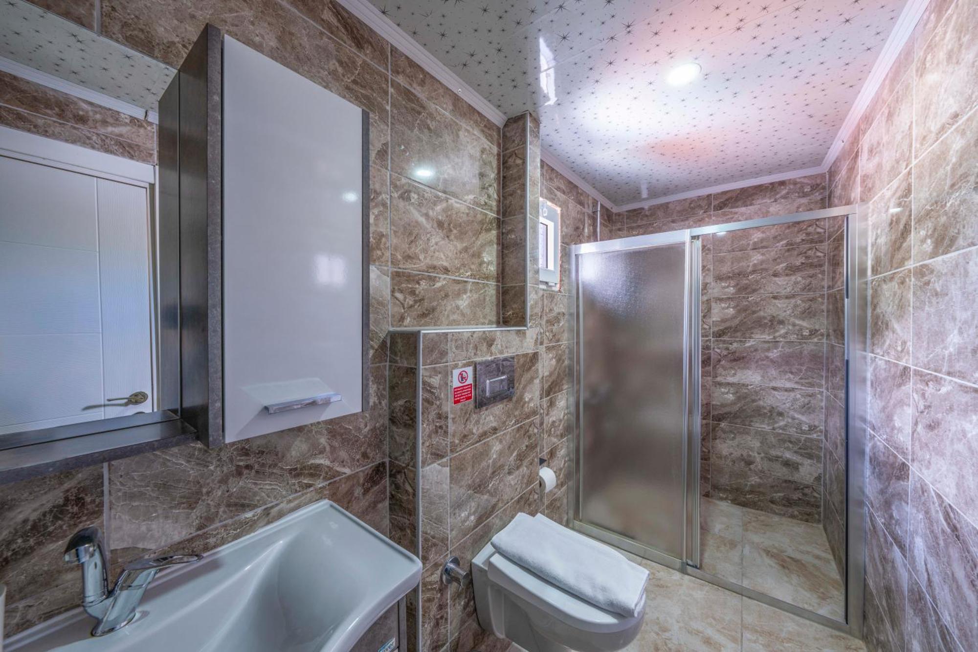 Larex Otel Kaş Exteriör bild