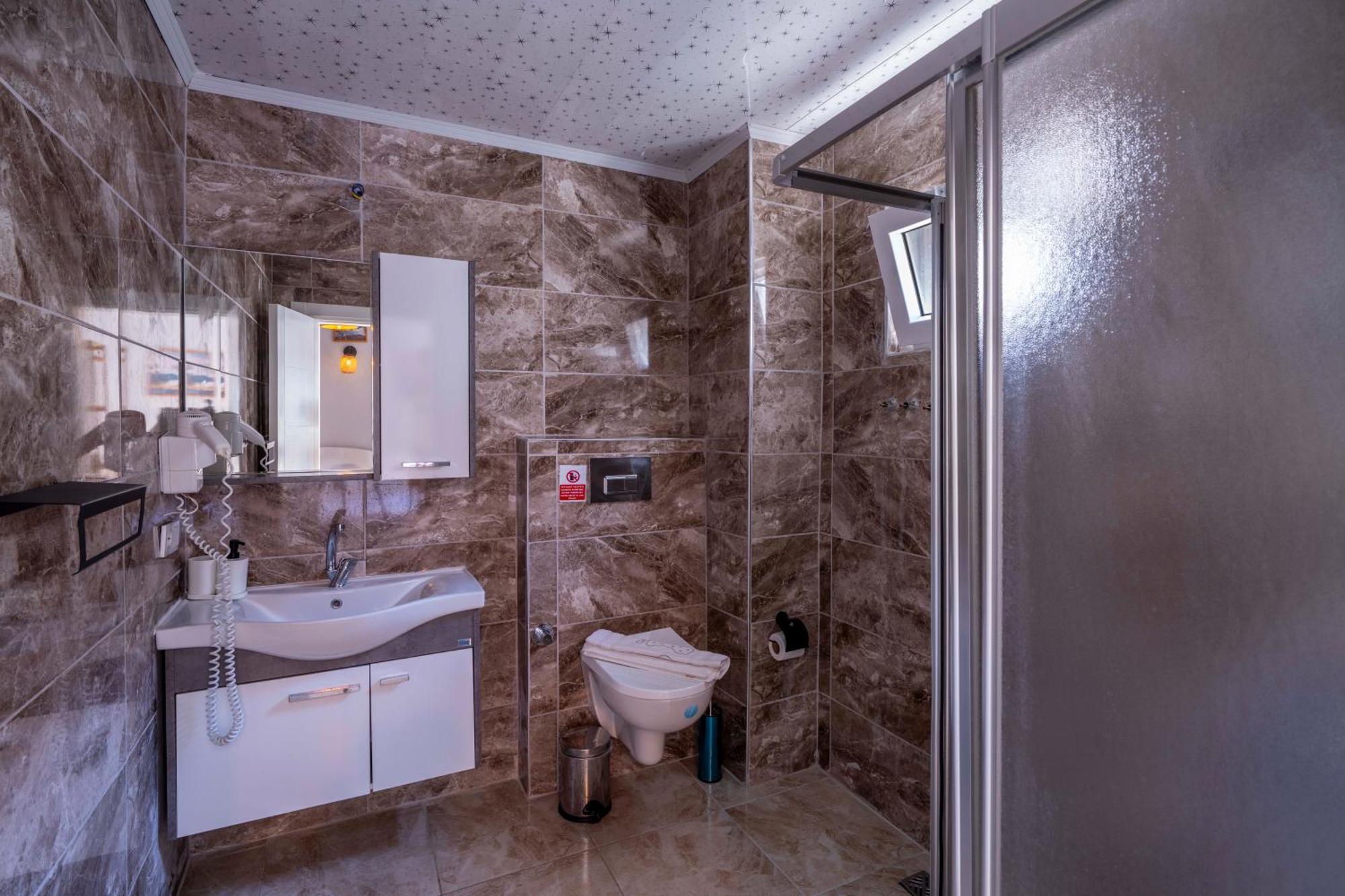 Larex Otel Kaş Exteriör bild